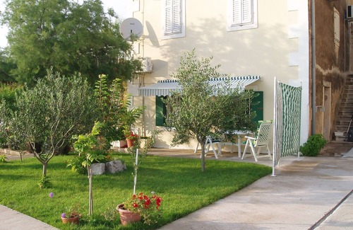 Blace Apartment | Two bedroom apartment near beach Blace, Neretva Delta - Ušće Neretve (A-16068-a)