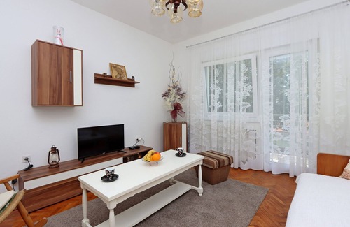 Bribir Apartment | Two bedroom apartment with terrace and sea view Bribir, Novi Vinodolski (A-19862-a)