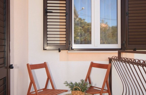 Slatine Apartment | Two bedroom apartment with balcony and sea view Slatine, Čiovo (A-8658-a)