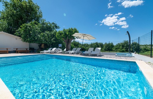 Cancini Apartment | Two bedroom apartment with terrace Cancini, Poreč (A-24335-c)
