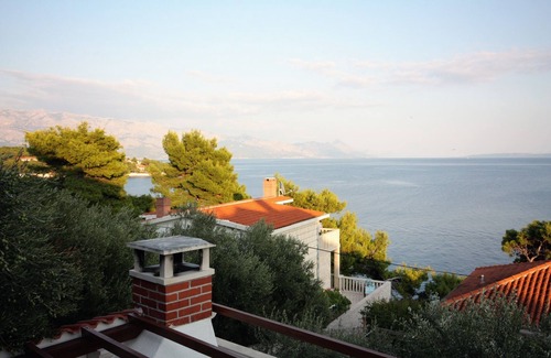 Selca Apartment | Two bedroom apartment with terrace and sea view Puntinak, Brač (A-718-c)