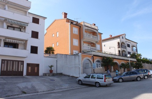Vrsar Apartment | Two bedroom apartment with terrace and sea view Vrsar, Poreč (A-3007-c)