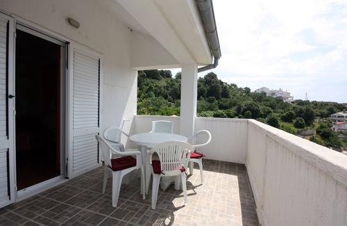 Kampor Apartment | Two bedroom apartment with terrace and sea view Kampor, Rab (A-5018-b)