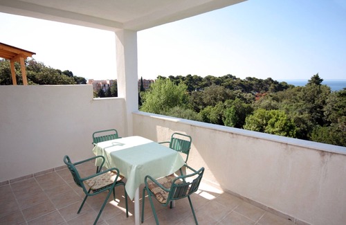 Suha Punta Apartment | Two bedroom apartment with terrace and sea view Suha Punta, Rab (A-5050-b)