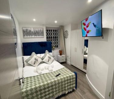 Kentish Town Apartment | Two Bedroom Flat C in Kentish Town