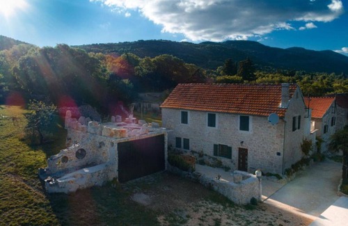 Drnis House | Two Bedroom Holiday Home