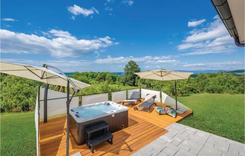 Karojba House | Two-Bedroom Holiday Home In Rakotule