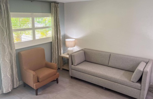 Marco Island Hotel | Two Bedroom King Villa