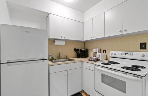 Palm Beach Shores Cabin | two bedroom unit located across the street from the beach