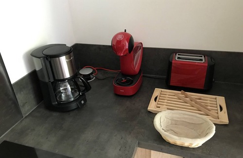 Roujan Apartment | Two bedrooms for six people, swimming pool in Hérault