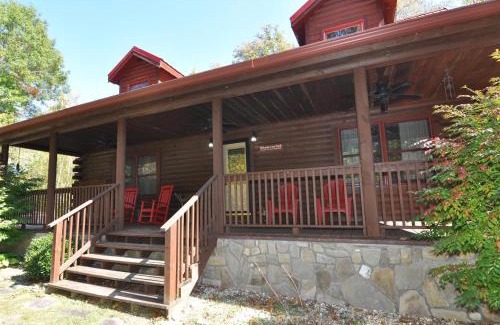 Bryson City House | Two Cubs Cabin