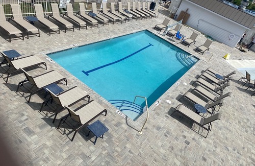 Tybee Island Condo | Two King Suites with Two attached Full Baths - Balcony with Ocean View!nn