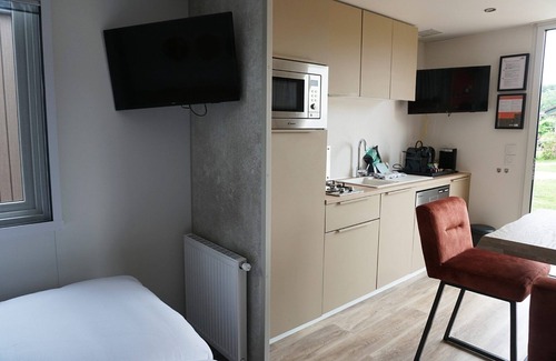 Voorthuizen Apartment | Two-person Hotel Lodge