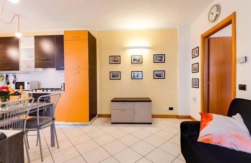 Forli Apartment | Two-room apartment with garage and lift between the station and the center