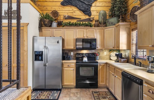 Branson Theater District Cabin | Two Side by Side Cabins in the Heart of Branson,Sleeps 14, Ticket DEALS and Golf Discounts