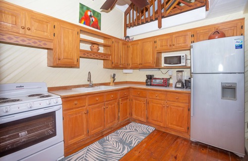 Antoneys Cay House | Two Story 3/Bd 2Bath, w Pool and steps to the best snorkeling on the island