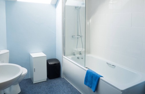 Llanllwchaiarn Cottage | Ty Ceiniog, New Quay
