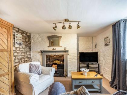 Pembroke House | Ty Clyd