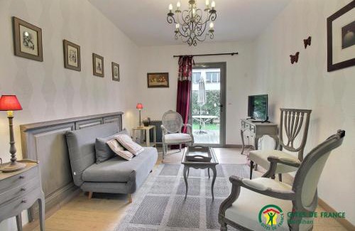 Auray House | Ty mam goz