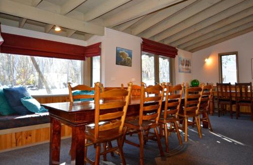 Dinner Plain Ski Chalet | Tyee