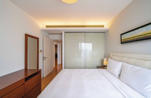 Xujiahui Bed & Breakfast | Tyms Stylish 2BR 1BA Apt Xujiahui Metro