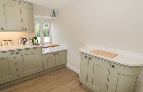 Dyffryn Ardudwy Cottage | TYN FFYNNON, pet friendly, luxury holiday cottage in Dyffryn Ardudwy