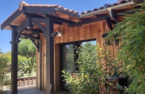 Lege-Cap-Ferret Villa | Typical wooden house in Lege -Cap Ferret - Sleeps 8 - Swimming pool - Quiet location