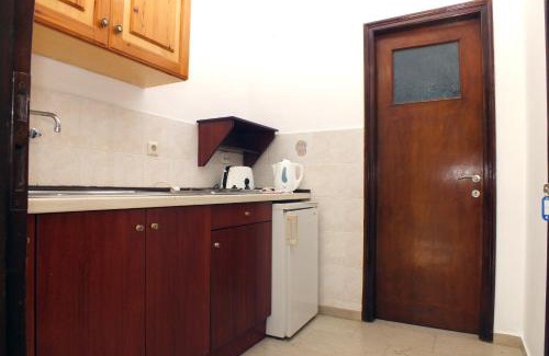 Acharavi Apartment | Tzilios Studios