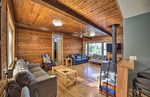 Wetmore Bed & Breakfast | U.P. Badger Lodge BnB-Lake Family 2 Rooms