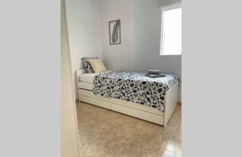 Port de Sagunt Apartment | UIM Mediterraneo Poeta 2 Wifi