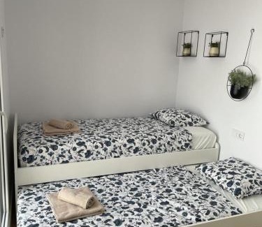 Port de Sagunt Apartment | UIM Mediterraneo Poeta 2 Wifi