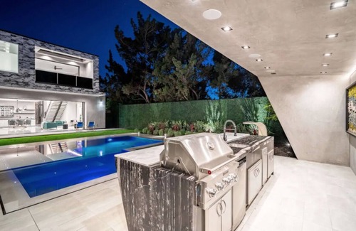 NoHo Arts District Villa | Ultra Luxury Modern Villa