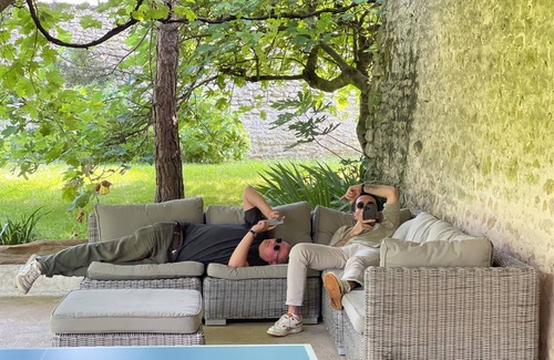 Nangeville House | Un Rêve de Campagne/group accommodation South Fontainebleau,6 bedrooms,sleeps 15