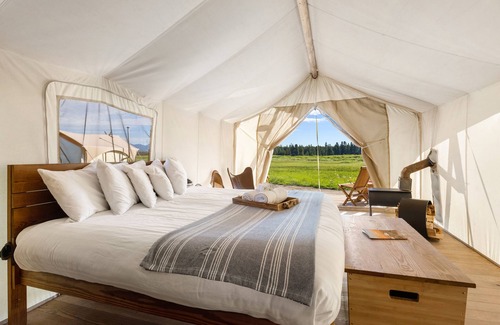 West Yellowstone Cabin | Under Canvas West Yellowstone