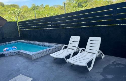 Falmouth Apartment | Underwater Oasis