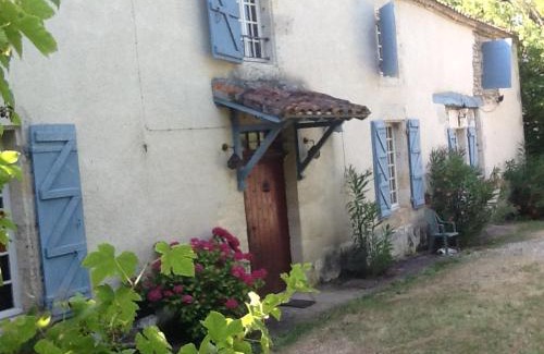 Moirax Bed & Breakfast | une fermette climatisée en pleine nature