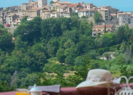 Saint-Paul-de-Vence Bed & Breakfast | Une Maison à Saint-Paul de Vence