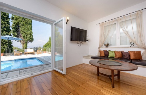 Cavtat Villa | Unique 2 Bedroom Villa with Private Pool