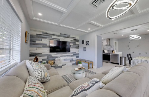 Little Ranches House | Unique 2 House Rental: 3 Mi to Beach & Boardwalk