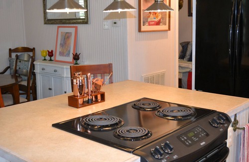 Waveland House | Unique 3 B/R home near Beach, w/separate guest unit, courtyard, pool, pets ok.