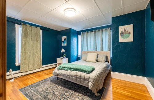 Everett Apartment | Unique 3BDR 2 Bath near Encore casino