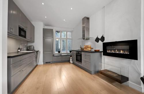 Engen Apartment | Unique and Spacious Home in Bergens Most Charming Area