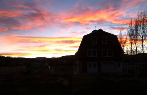 Fort Collins House | Unique Barn Retreat 6 Mi to Horsetooth Reservoir!