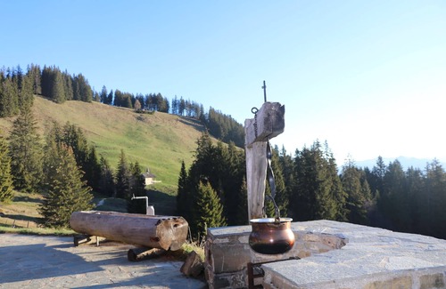 Bulle Ski Chalet | Unique en Suisse