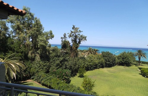 Haniotis Apartment | Unique seaview apt in Chalkidiki