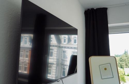 Goethestraße Apartment | unique - suite - balkon - küche