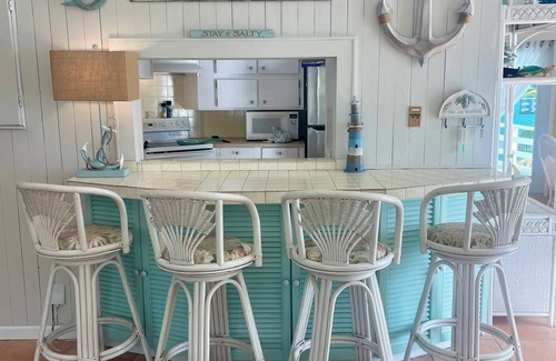 Little Torch Key House | Unique Waterfront Dome Home with Dock & Pool – Little Torch Key