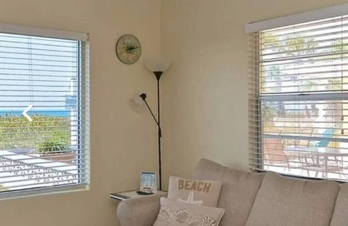 Nokomis Apartment | Unit 23: Deluxe Beachfront Suite