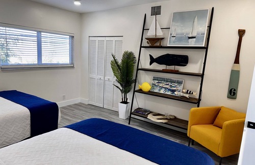 Lauderdale-by-the-Sea Hotel | Unit 2B 3 Bedroom/3 Bath Penthouse Sleeps 10