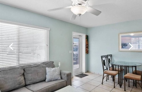 Nokomis Apartment | Unit 32: Bayside One Bedroom